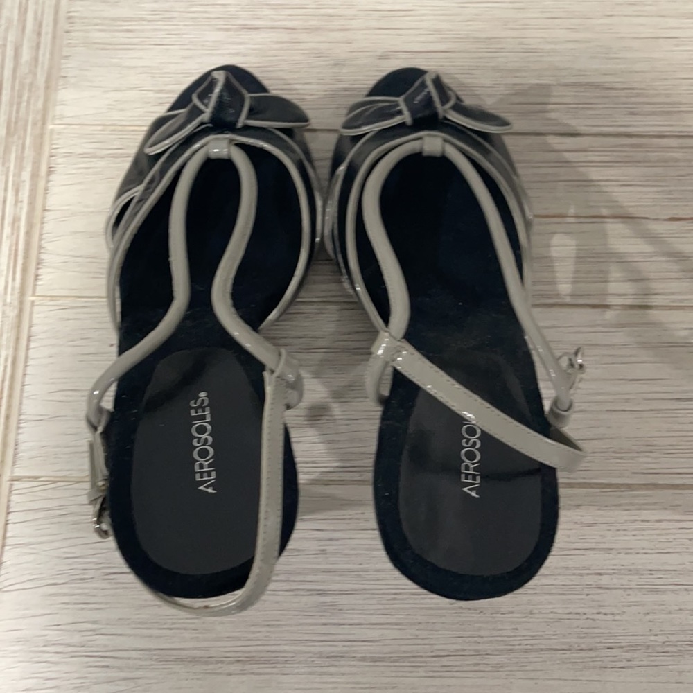 Open toe pump - Picture 2 of 5